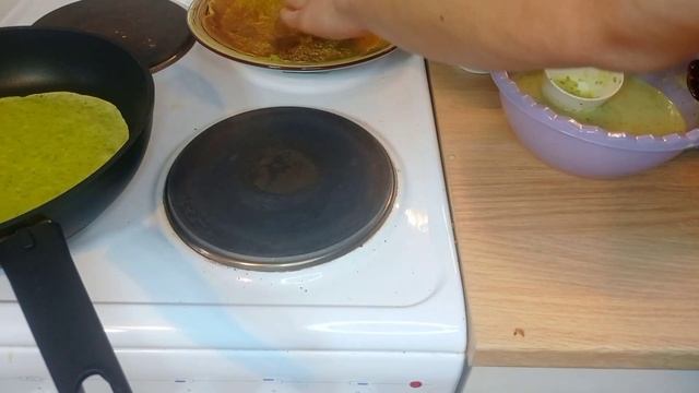 разноцветные блины. такого я ещё не делал. кулинарный эксперимент. смотреть онлайн