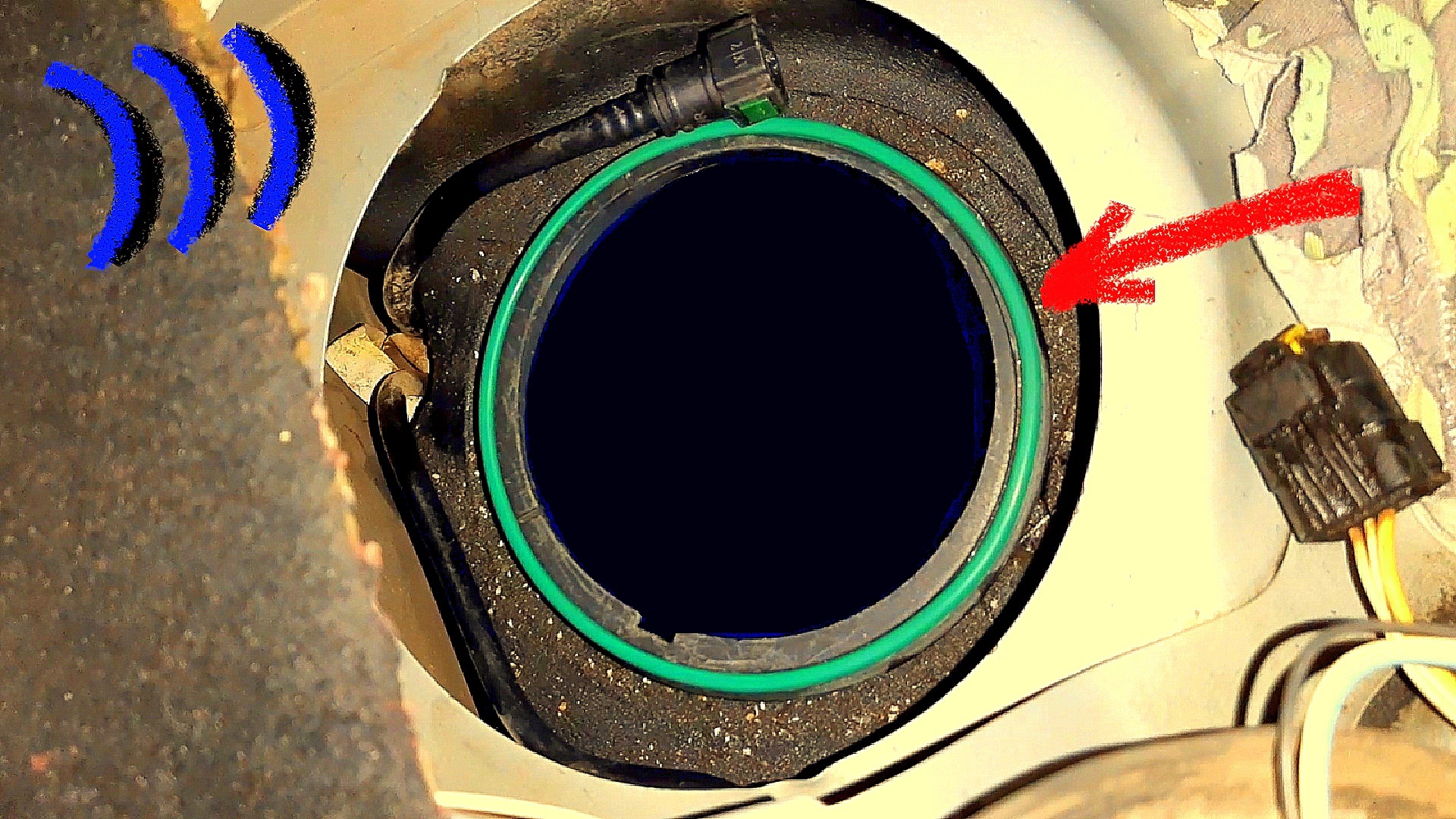 Как установить уплотнительное кольцо бензонасоса если оно соскакивает? смотреть онлайн