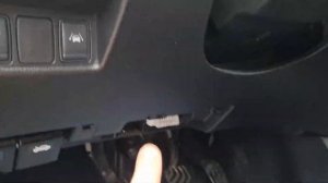 Ниссан Кашкай 2014 обд 2 раcположение разъема в автомобиле. OBD 2 location Nissan Qashqai