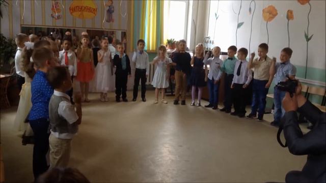 Выпускной в ДС Родничок 24 05 2018. Кондрово смотреть онлайн