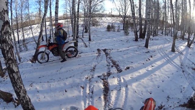 Лапка кпп держит удар,отломил камеру или первый выезд по снегу смотреть онлайн
