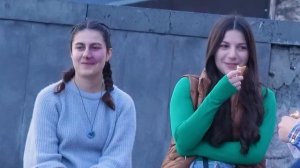 ГИТАРИСТ в АРМЕНИИ притворился НОВИЧКОМ реакция на РУССКИЕ ПЕСНИ