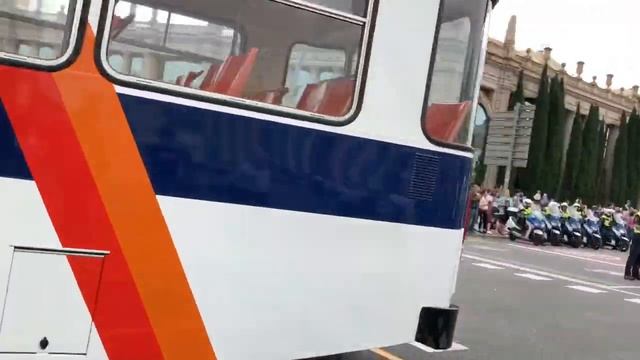 Парад автобусов в Барселоне 2019 смотреть онлайн
