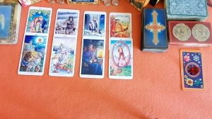 Безразлична ли я ему на самом деле? | Таро гадание онлайн