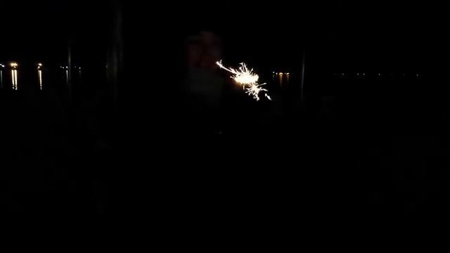 Guy Fawkes night, Toronto style! Sparklers! смотреть онлайн