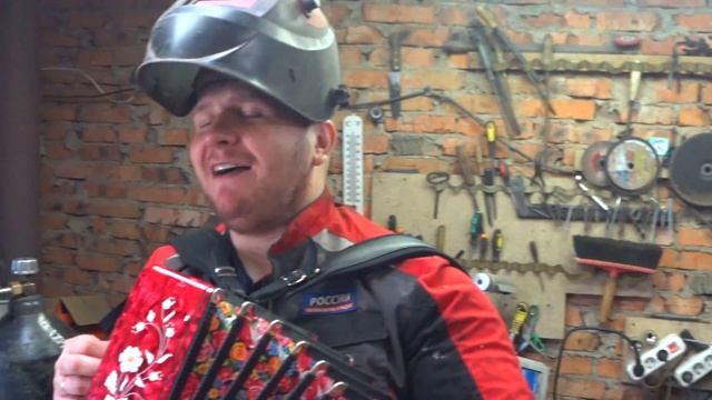 КАК ИГРАТЬ НА ГАРМОШКЕ ПЕСНЮ СЕКТОР ГАЗА "Я УСТАЛ"? смотреть онлайн