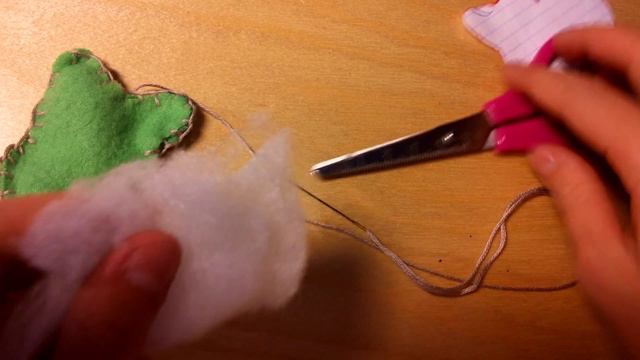 DIY #1 Вяжем коту игрушку!(3) смотреть онлайн