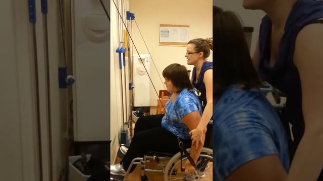 Яна Мазурок в Израиле. Еще чуть-чуть и пойдет своими ножками. смотреть онлайн