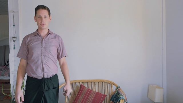How To Tie A Myanmar Longyi