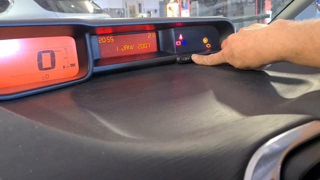 Citroen C3 Picasso service reset смотреть онлайн