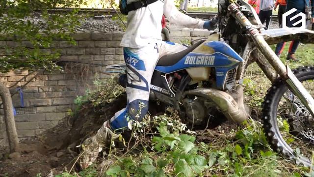 Private Riders | Red Bull Romaniacs 2020 | 100 % Hard Enduro смотреть онлайн