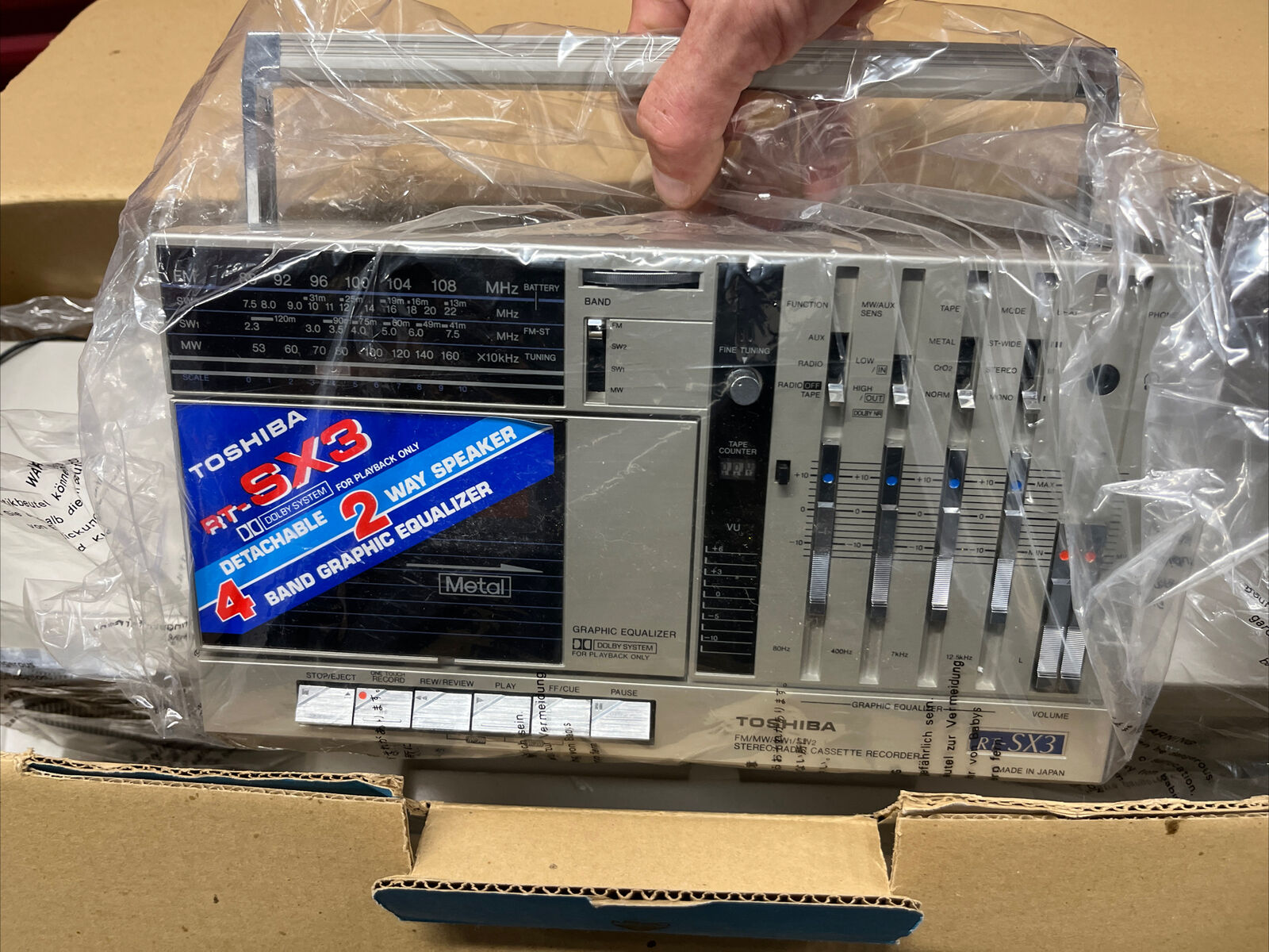 Toshiba RT-SX 3 Stereo Radio Cassette Recorder Boombox -  АВГУСТ 1983 год ЯПОНИЯ.