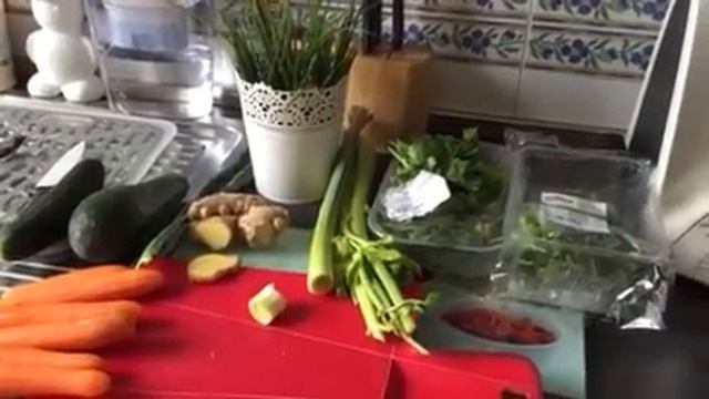 Succo di verdure lento смотреть онлайн