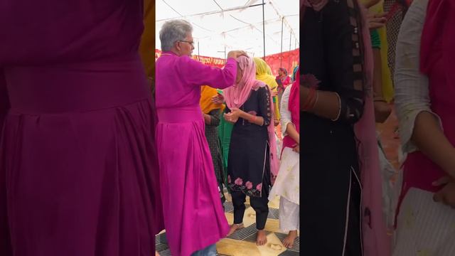Lay Hand Prayer By Bishop Amardeep ji смотреть онлайн