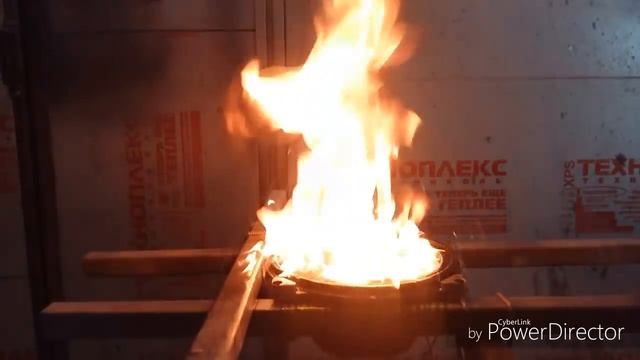 Что будет если динамик залить бензином включить и поджечь. Слушаем музыку с огоньком. смотреть онлайн