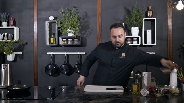 Tartare di Manzo con Sale al Balsamico IGP Malpighi, Olio Evo e Aceto Balsamico di Modena IGP ORO смотреть онлайн
