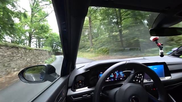 ESSAI GOLF 8 R 320 ch - Mieux que l'Audi S3 ? смотреть онлайн