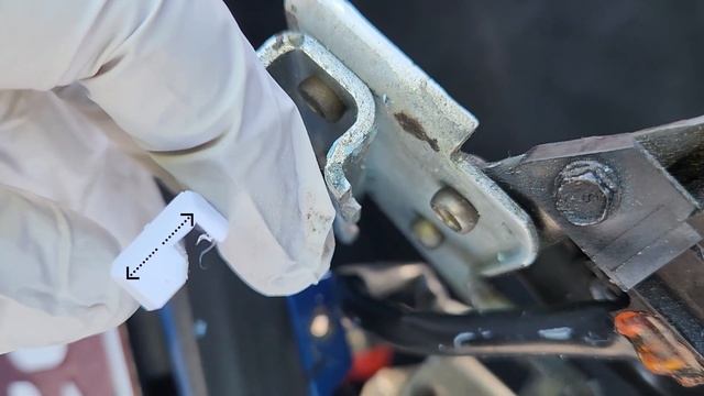 Chevrolet Camaro IROC-Z Hatch pull-down guides change смотреть онлайн