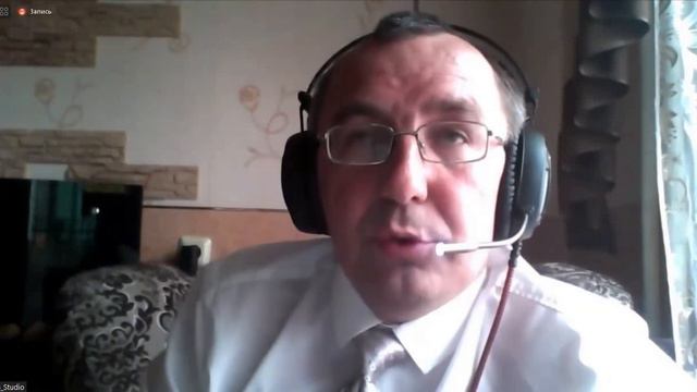 Олег Кожевников рассказал мэрам городов о "подводных камнях" нового закона о муниципалитетах смотреть онлайн