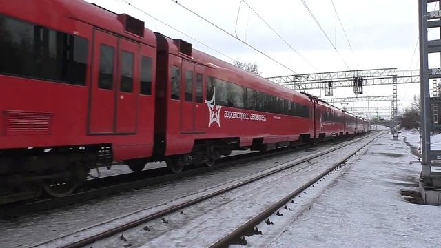 Эл.-поезд ЭД4МКМ-АЭРО-0003 (ТЧ-50) пригородный поезд "Аэроэкспресс" №7138 а/п Домодедово - Москва. смотреть онлайн