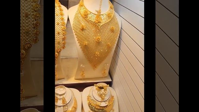 #gold #goldsouq #dubai Gold Souq in Dubai, Deira | City of Gold смотреть онлайн
