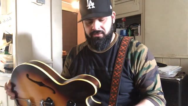My 1962 Gibson ES-330 смотреть онлайн