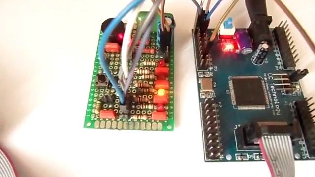 FPGA. Просто о сложном - Создание проекта в Quartus II. Сравнение VHDL и Verilog смотреть онлайн