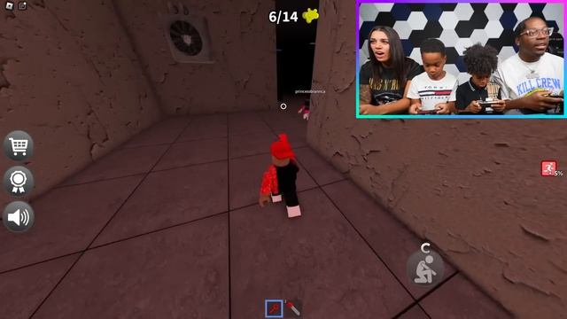 DON'T GET SNIFFED IN ROBLOX?? | The Prince Family Clubhouse смотреть онлайн