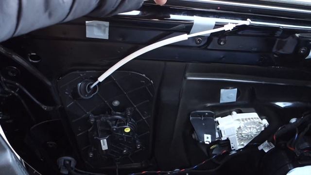 Audi Q7 4L soft-close install смотреть онлайн