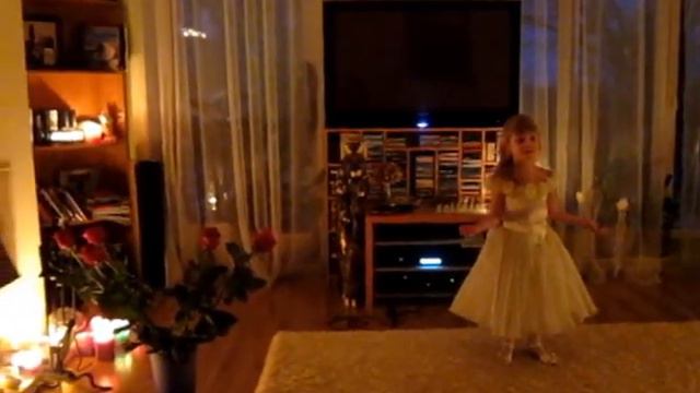 Арина Липа песенка "Привидения" смотреть онлайн