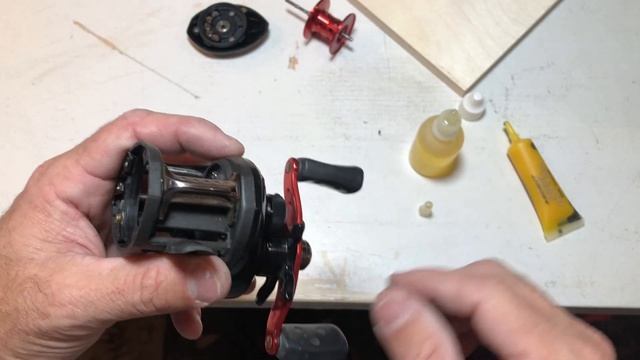 Fishing Reel Care - Abu Garcia Black Max смотреть онлайн