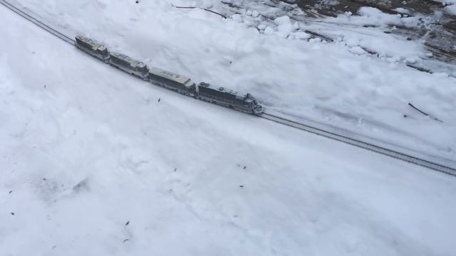 1985 Runaway Train Model Runs in Actual Snow смотреть онлайн