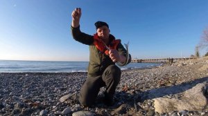 ✔️Рыбалка в Абхазии/ январь 2021/спиннинг с берега/вкуснотища ?