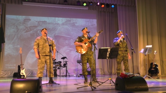 гр. Десантура с песней По-доброму мы помним наш Афган смотреть онлайн