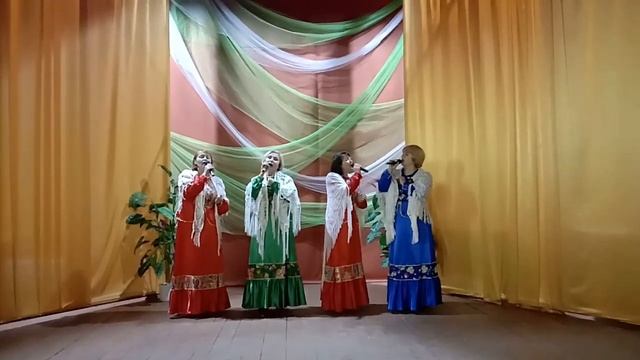 Ансамбль "Кружева". "За окошком вьюга белая..." Новопавловский СДК смотреть онлайн