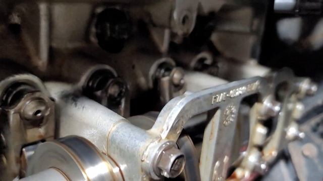 2003 Explorer 4.6 V8 valve train check... noisy lifters? worn roller/followers? смотреть онлайн