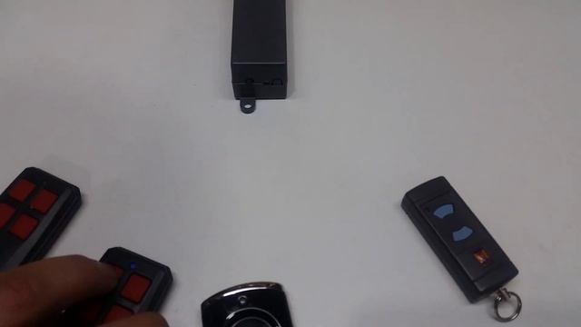 Пульт Hormann BS. Инструкция как запрограммировать аналог пульта Хорманн от ворот или шлагбаума. смотреть онлайн