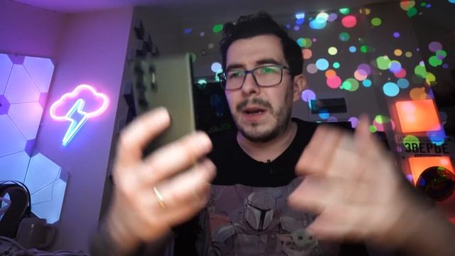 Минусы Galaxy S23 Ultra - Уже поцарапался экран