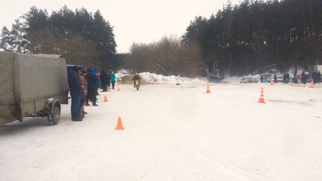 Зимние гонки на питбайках смотреть онлайн
