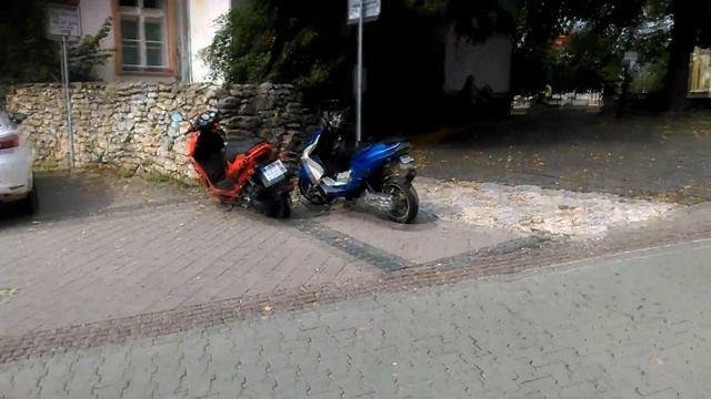 Aerox plus Formula Yamaha vs Italjet twin or Simona & Vlado смотреть онлайн