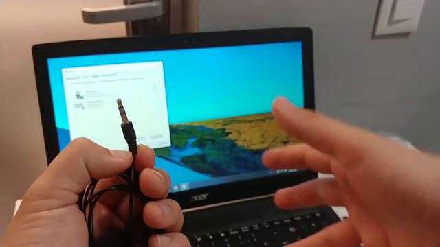 ¿CONECTAR UN MICROFONO DE SOLAPA A TU LAPTOP? | Aqui te explico como resolver el problema. смотреть онлайн