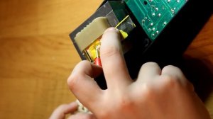 Шуруповерт зарядка. Ремонт зарядного устройства шуруповерта Интерскол 18 В. Своими руками.