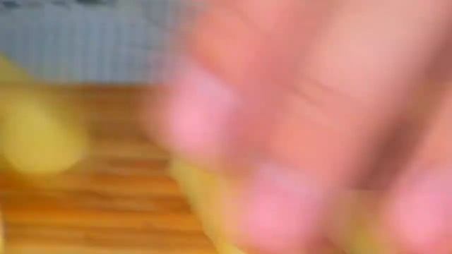 Ожоги при жарки картошки!! ЖАРЮ КАРТОШКУ САМ!! смотреть онлайн