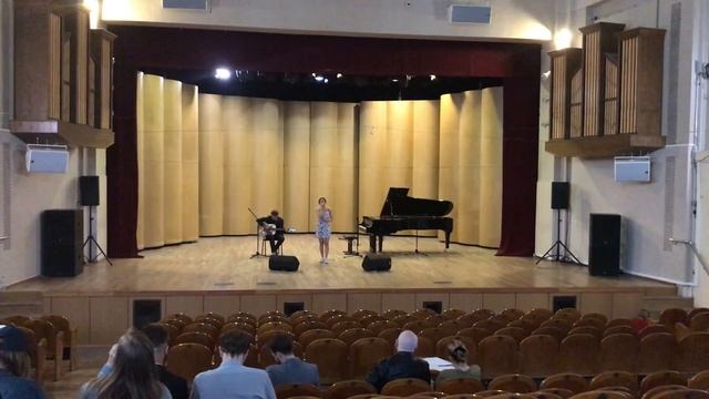 МУЗЫКАЛЬНОЕ ШОУ - Певица! © Простые Радости смотреть онлайн