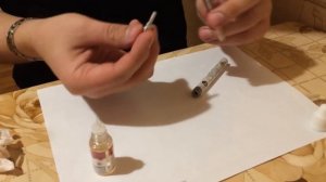 Как заправлять электронную сигарету  видео 1