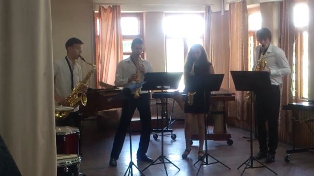 George Gershwin."Oh lady, be good"-квартет саксофонистов смотреть онлайн