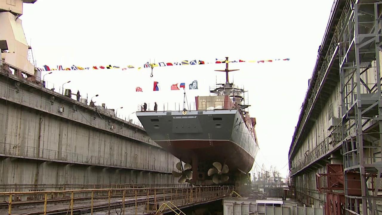 В Санкт-Петербурге спускают на воду новейший боевой корабль - корвет "Ретивый" смотреть онлайн