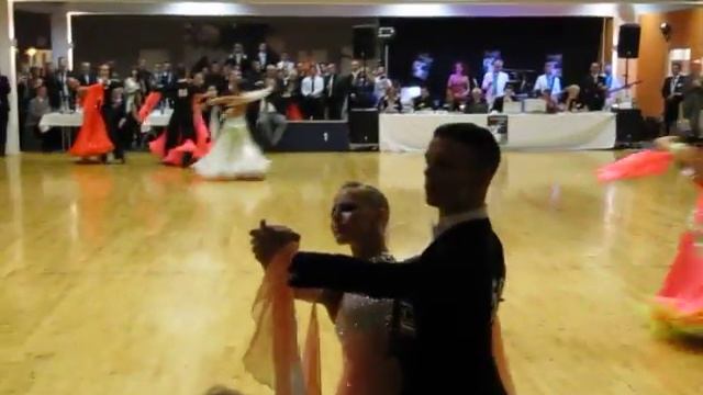 Anton Skuratov & Alona Uehlin - Bayerische Meisterschaft 2013 Tango смотреть онлайн