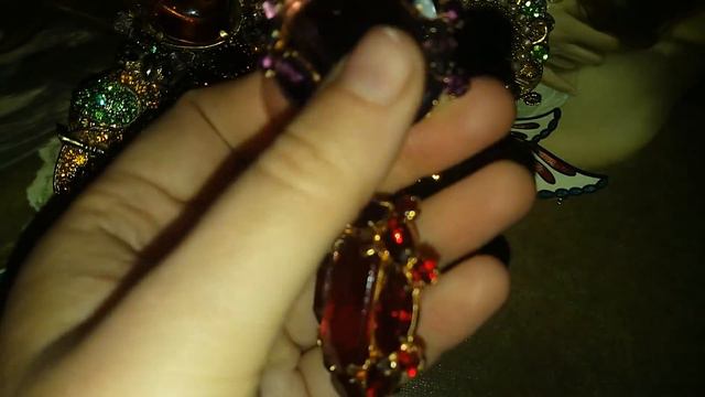 Винтажная чешская бижутериямного новинок  моя система хранения брошей