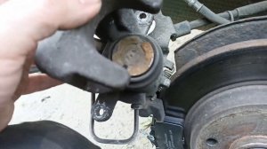 Замена задних колодок Peugeot Partner Tepee